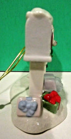 Lenox Peanuts Snoopy's Letter to Santa Ornament Figurine Woodstock Mailbox NEW10