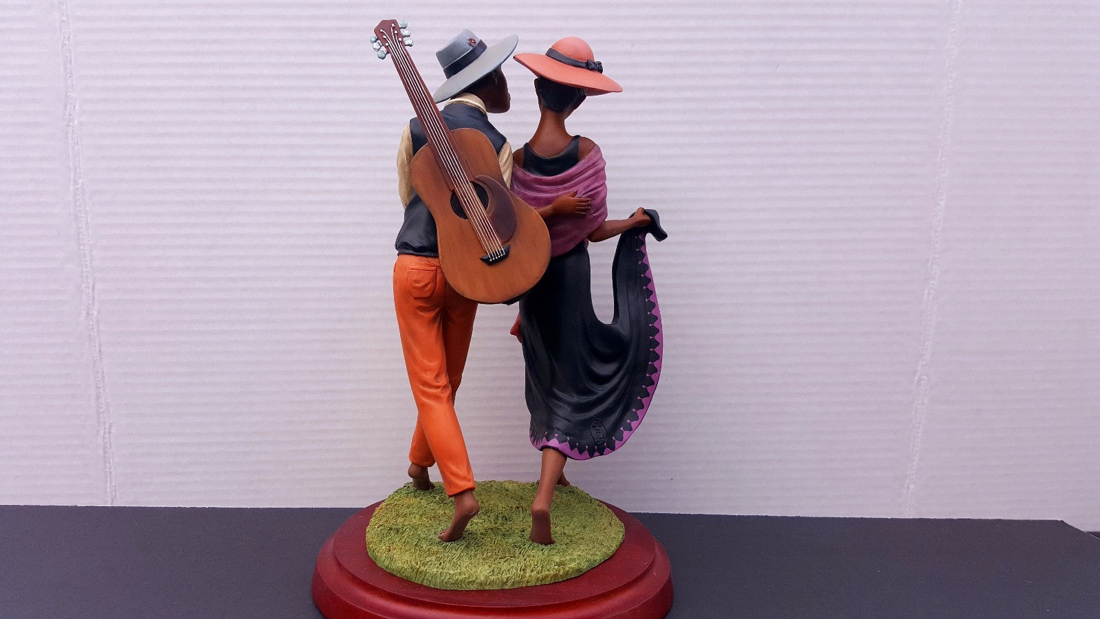 The Kiss Black Figurine Lovers John Hollyfield Ebony Visions Select Ed Lenox NEW1