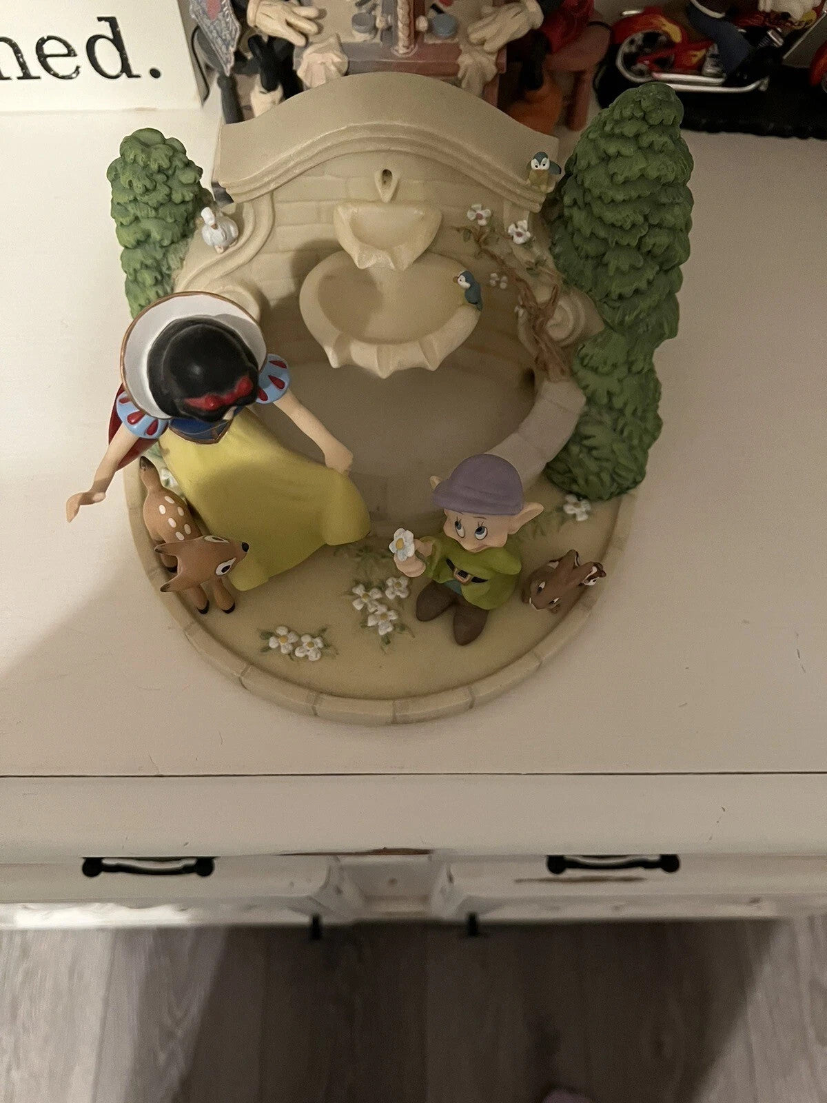 Lenox Disney Princess Snow White's Garden Fountain Figurine Fawn Bird Dopey NEW10