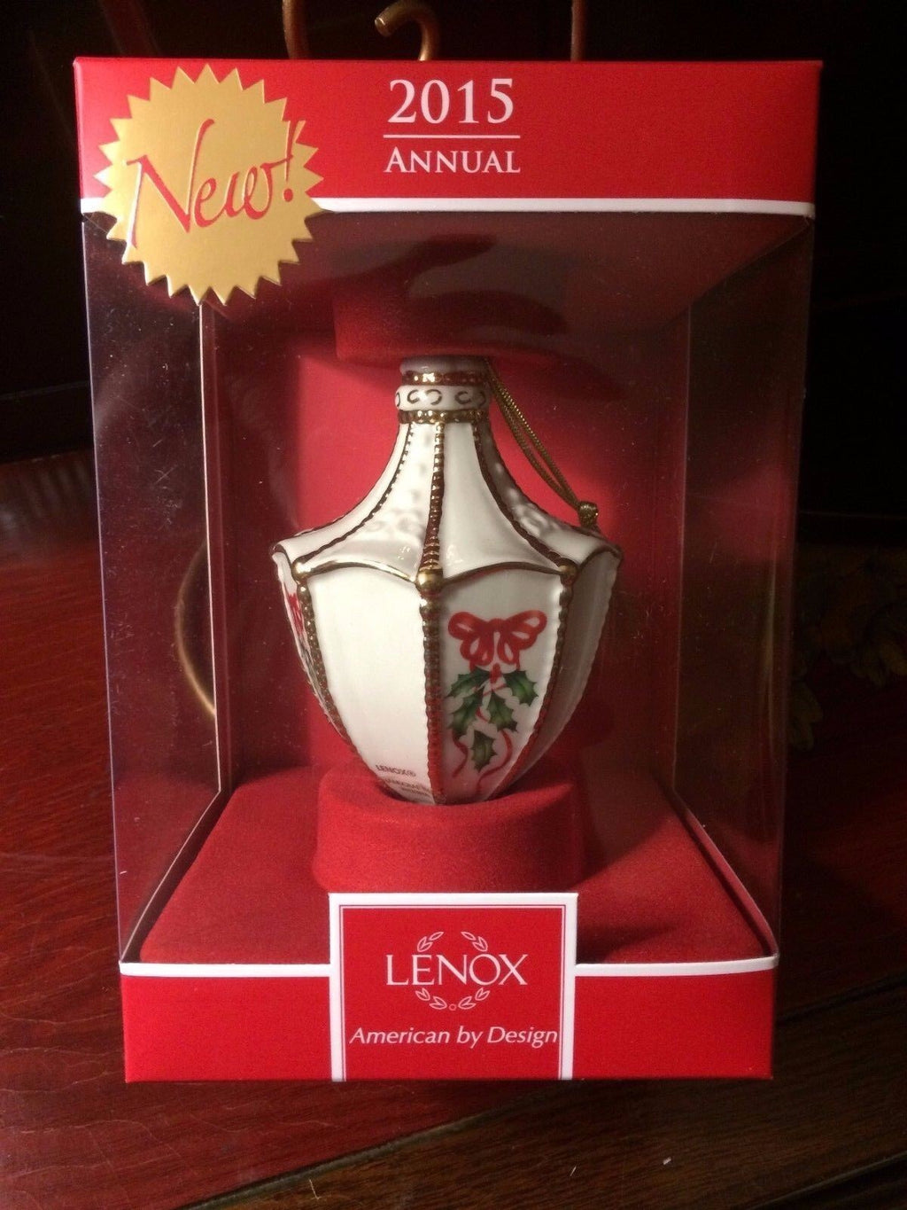 Lenox 2015 Annual Holiday Orb Ornament Holly Berries Gold Accents Christmas NEW6