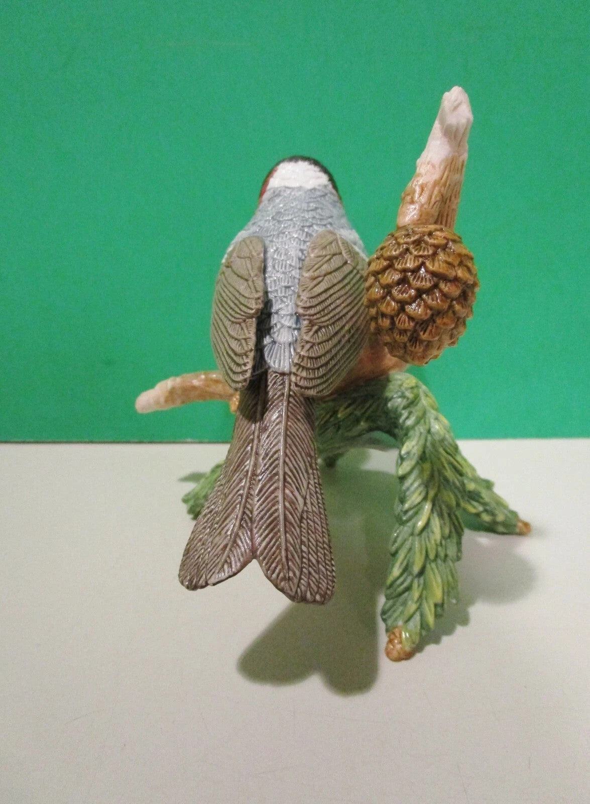 Lenox Red Faced Warbler Garden Bird Figurine Pine Cones Branch Christmas LE NEW6
