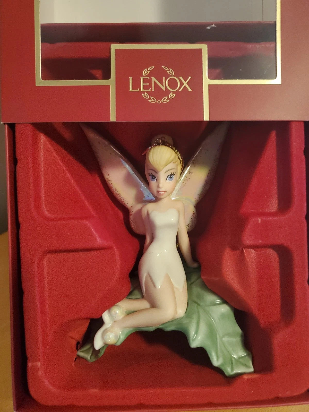 Lenox Disney 2022 Tinkerbell Figurine Ornament Sitting Pretty Leaf Christmas NEW8