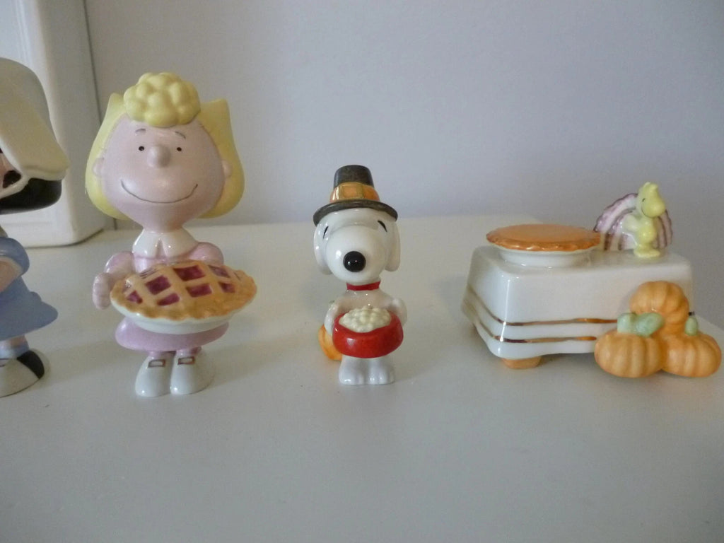 Lenox Peanuts Thanksgiving Figurines 6PC Pilgrim Dinner Snoopy Charlie Brown NEW9