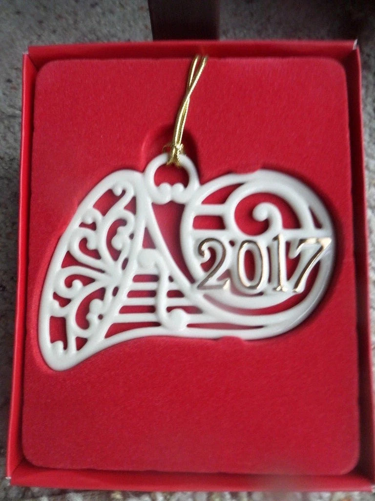 Lenox 2017 French Horn Ornament Annual A Year To Remember Pierced Christmas NEW8