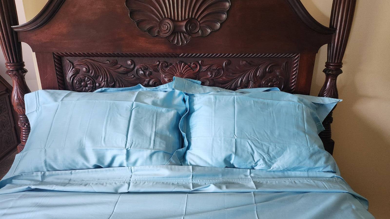 Yves Delorme Triomphe Aqua King Pillowcases Two Egyptian Cotton Sateen Lagon NEW2