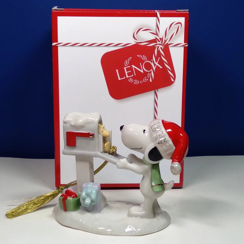 Lenox Peanuts Snoopy's Letter to Santa Ornament Figurine Woodstock Mailbox NEW3