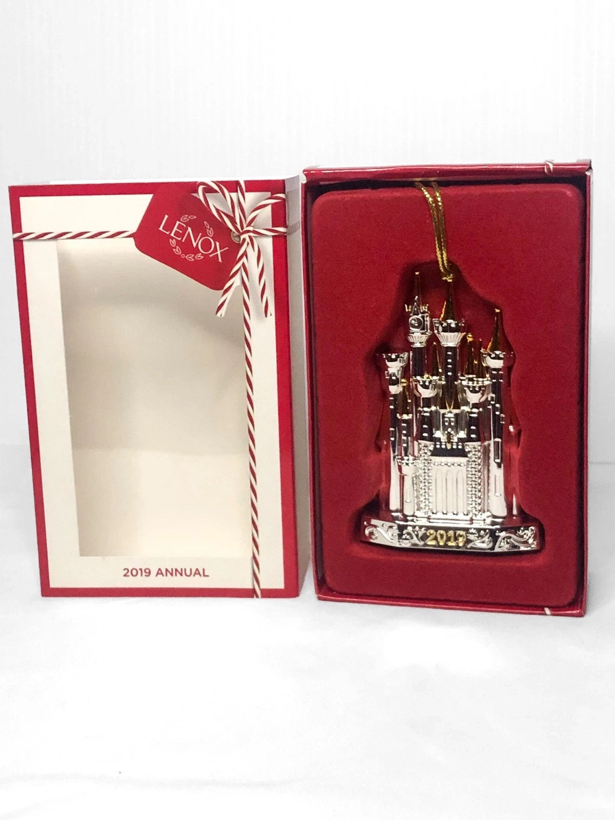 Lenox Disney 2019 Princess Cinderella's Castle Ornament Silver Christmas NEW6