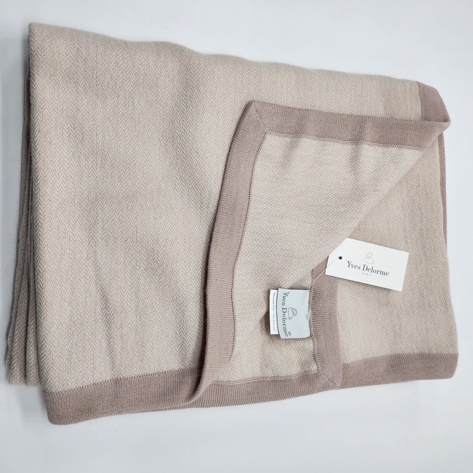 Yves Delorme Visible Beige Throw Blanket Baby Alpaca Border 51"x67" Gift BOX NEW3