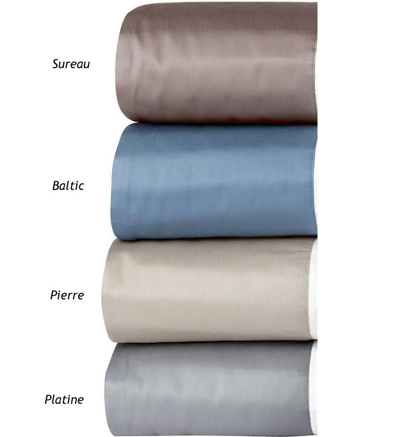 Yves Delorme Cocon White King Shams Pair Baltic Blue Border Cotton Sateen NEW5