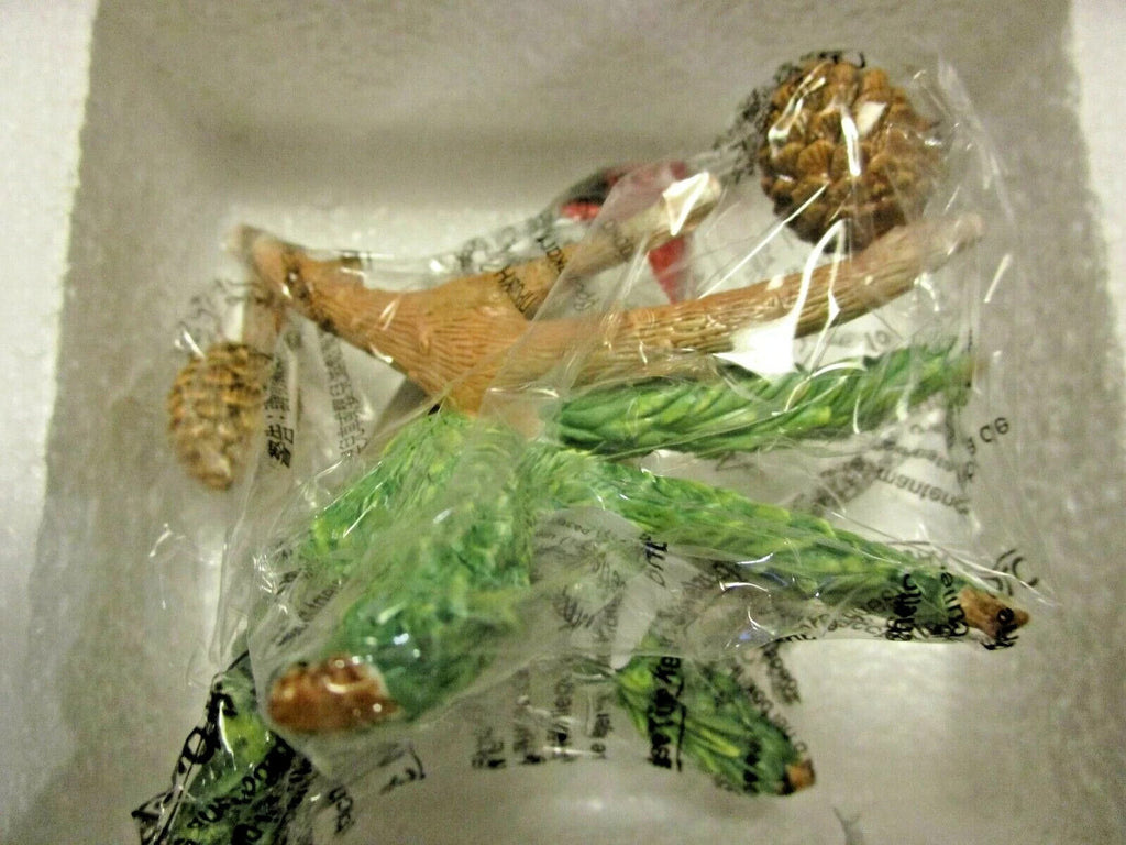 Lenox Red Faced Warbler Garden Bird Figurine Pine Cones Branch Christmas LE NEW5