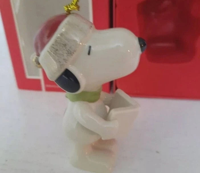 Lenox Peanuts Christmas Caroling With Snoopy Figurine Ornament Woodstock Dog NEW8