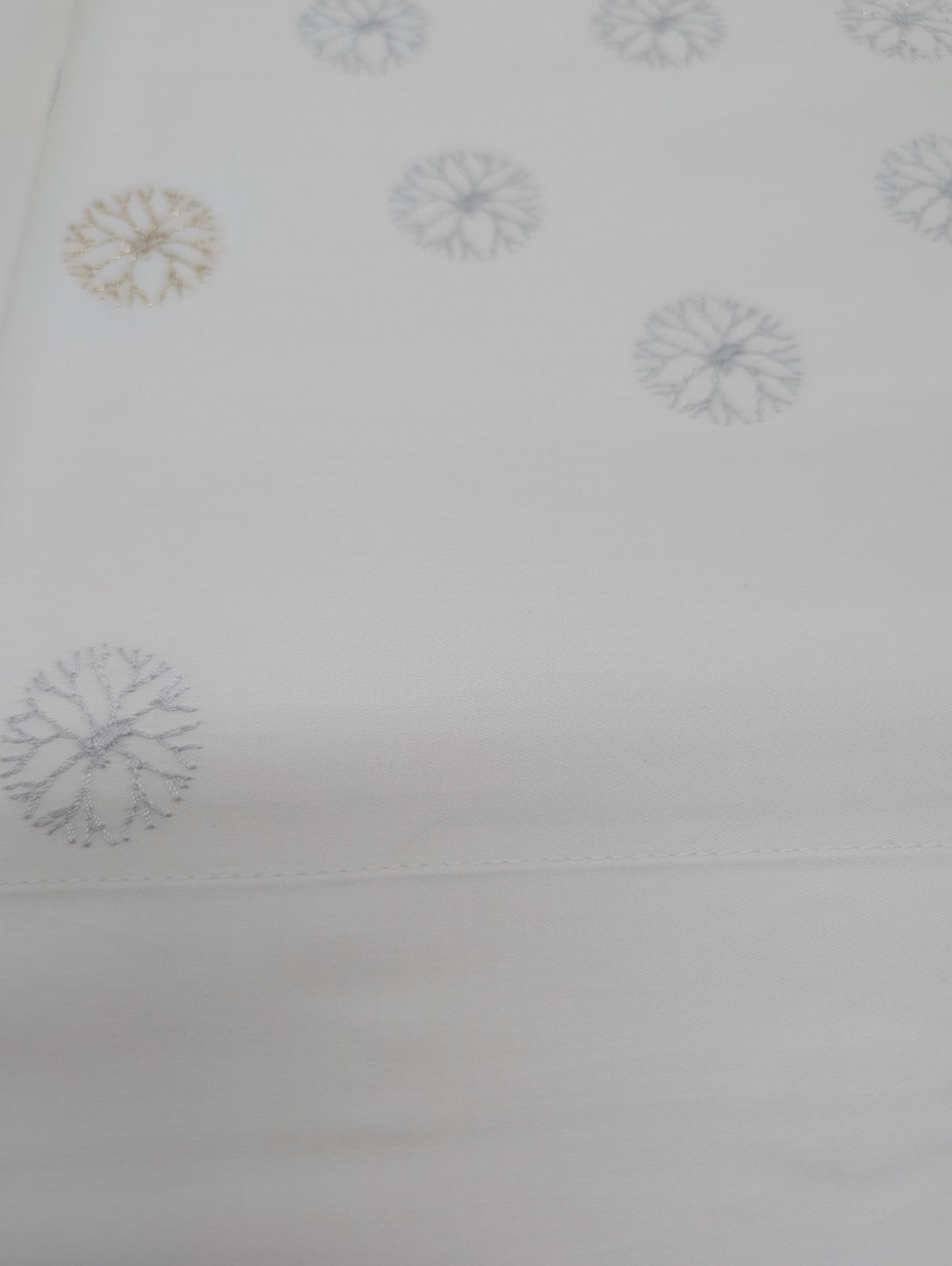 Yves Delorme Neige King Flat Sheet Embroidered Snowflakes Egyptian Cotton LE NEW12
