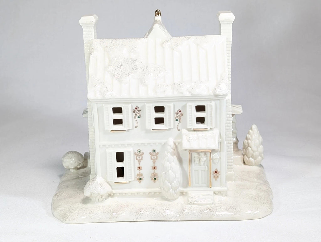 Lenox  Mistletoe Park Lighted Farmhouse Figurine Village Treasures Christmas NEW4