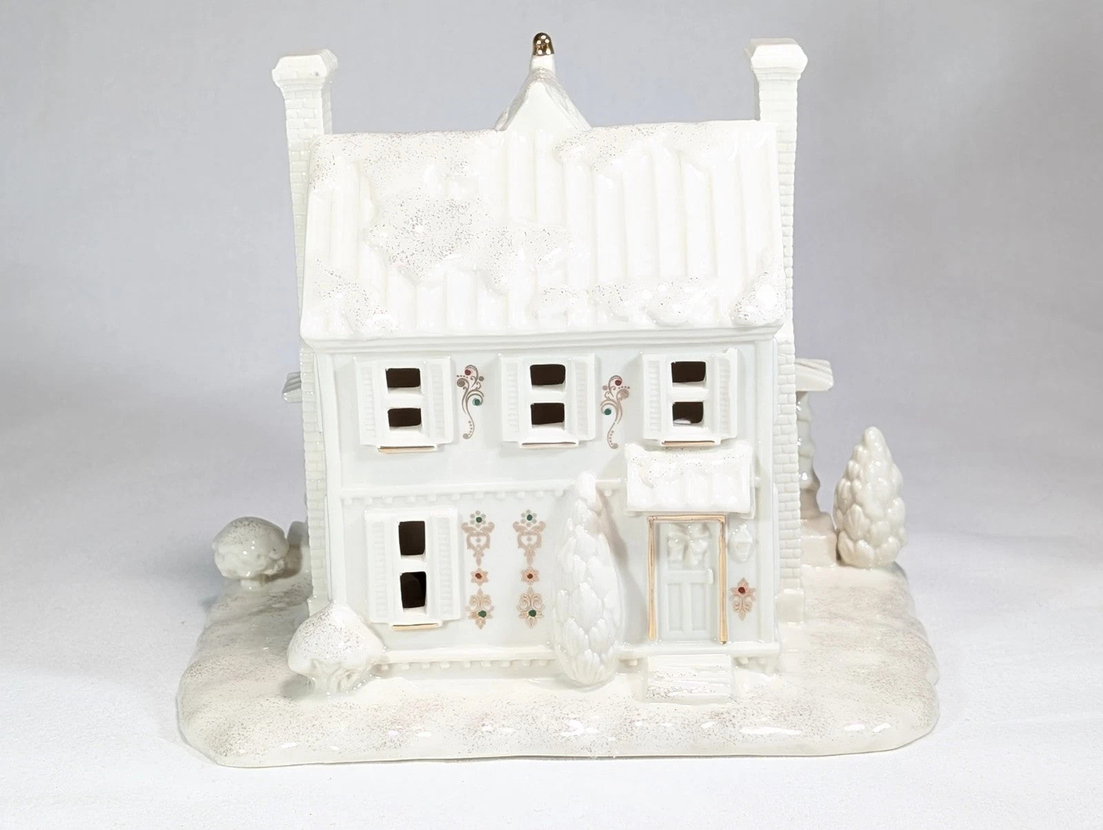 Lenox  Mistletoe Park Lighted Farmhouse Figurine Village Treasures Christmas NEW4