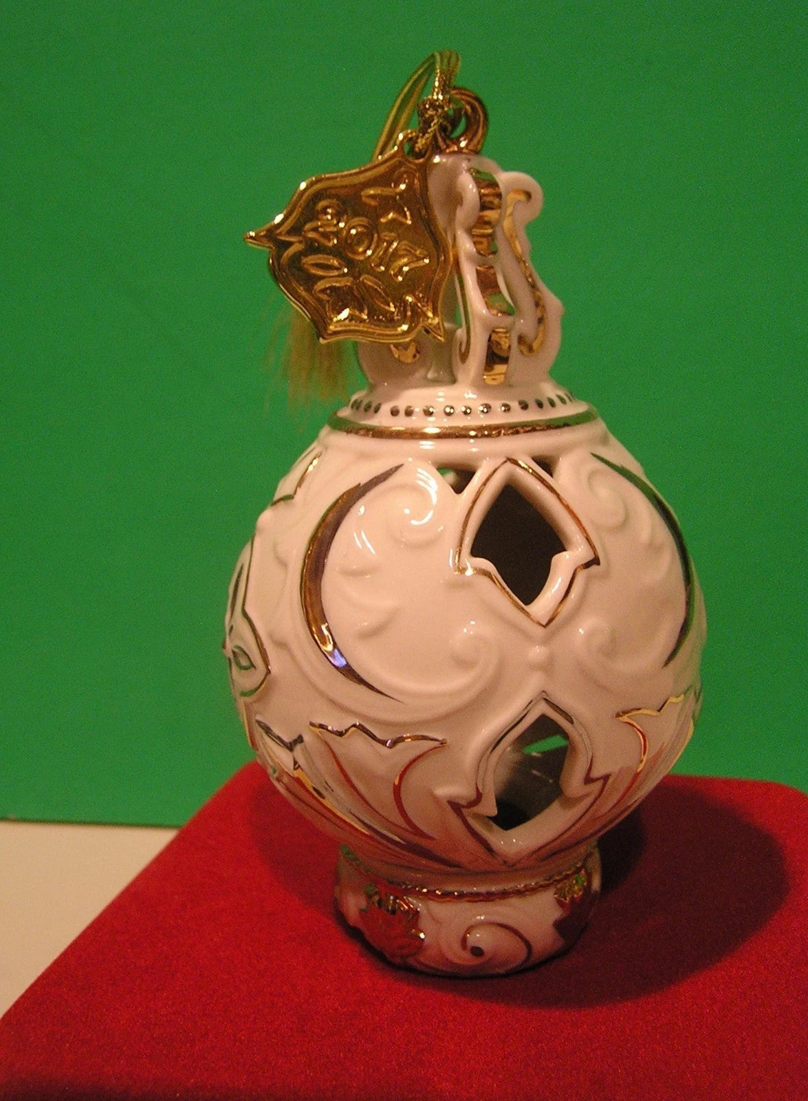 Lenox 2017 Ivory Spire Pierced Ornament Annual Gold Accents Christmas Gift NEW7
